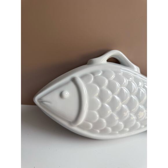 Ceramic White Fish Bowl | Wall Hanging Mold | Nautical Coastal Decor | 11" Fish - Picture 2 of 7